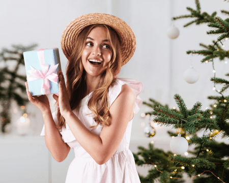 🎁 Top 10 Personalized Jewelry Gifts for Her This Christmas 2025 - myLoveSparks Jewelry & Gifts