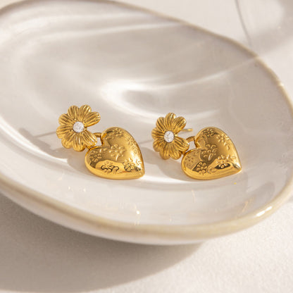 Waterproof Gold Daisy Heart Pendant Necklace & Drop Earrings – Hypoallergenic Floral Jewelry Set