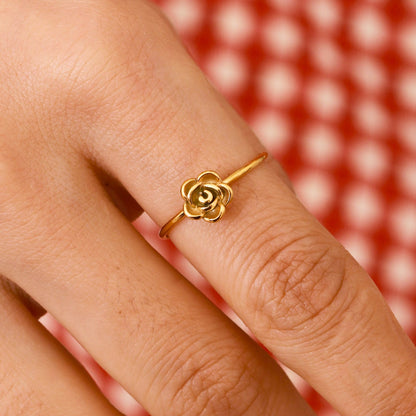 18K Gold Plated Minimalist Flower Ring – Waterproof Hypoallergenic Stainless Steel Ring with Rose Motif