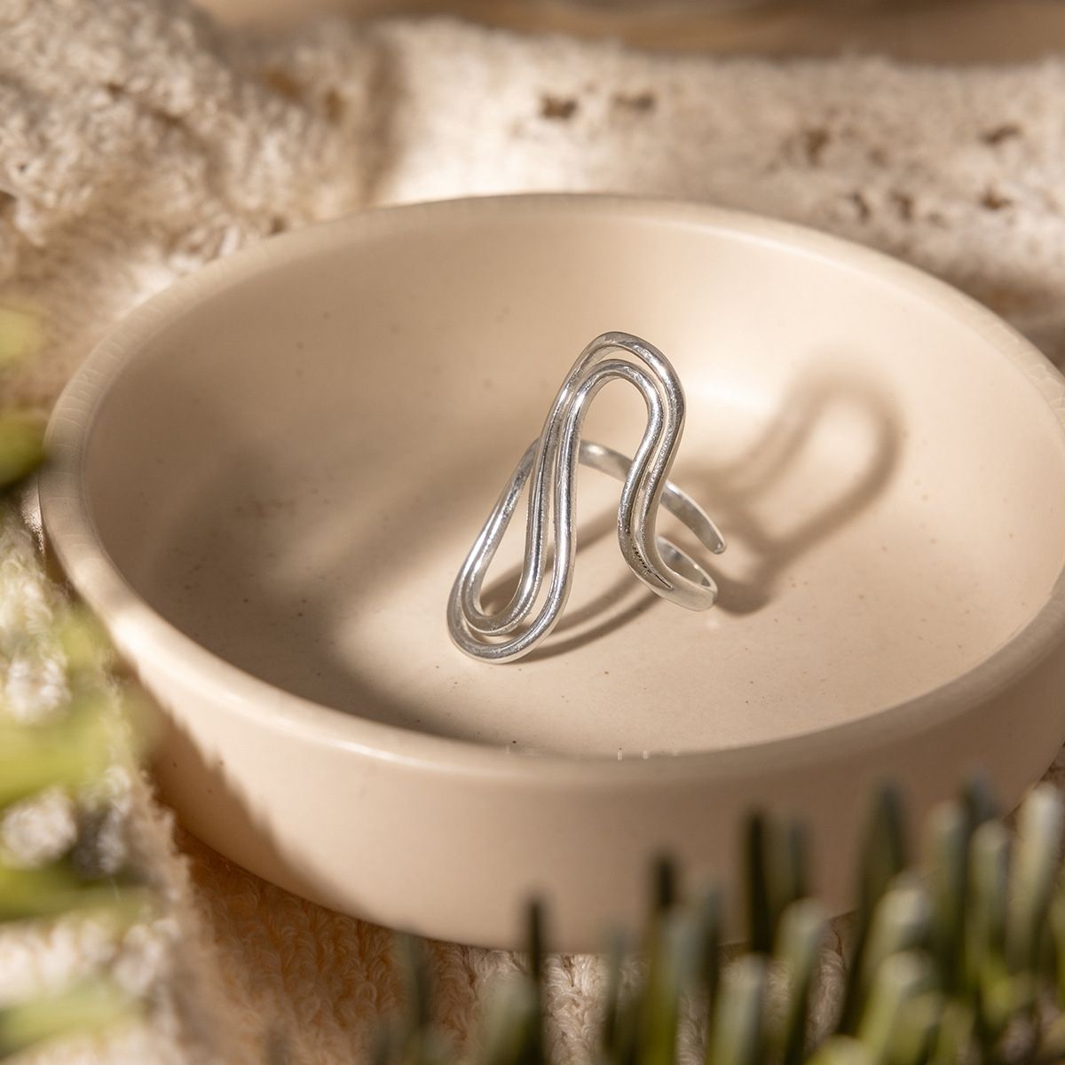 Bague Soren Wavy – Bagues en acier inoxydable bicolore, imperméables et résistantes au ternissement