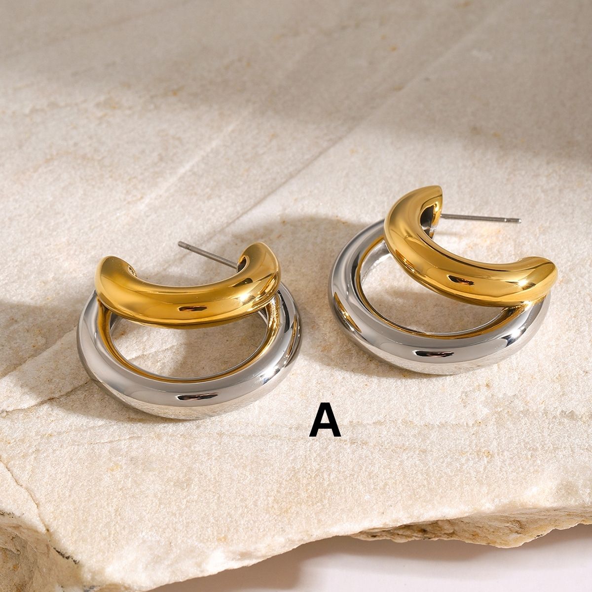 Boucles d'oreilles créoles Statement Duo – Créoles et huggies bicolores en acier inoxydable imperméable