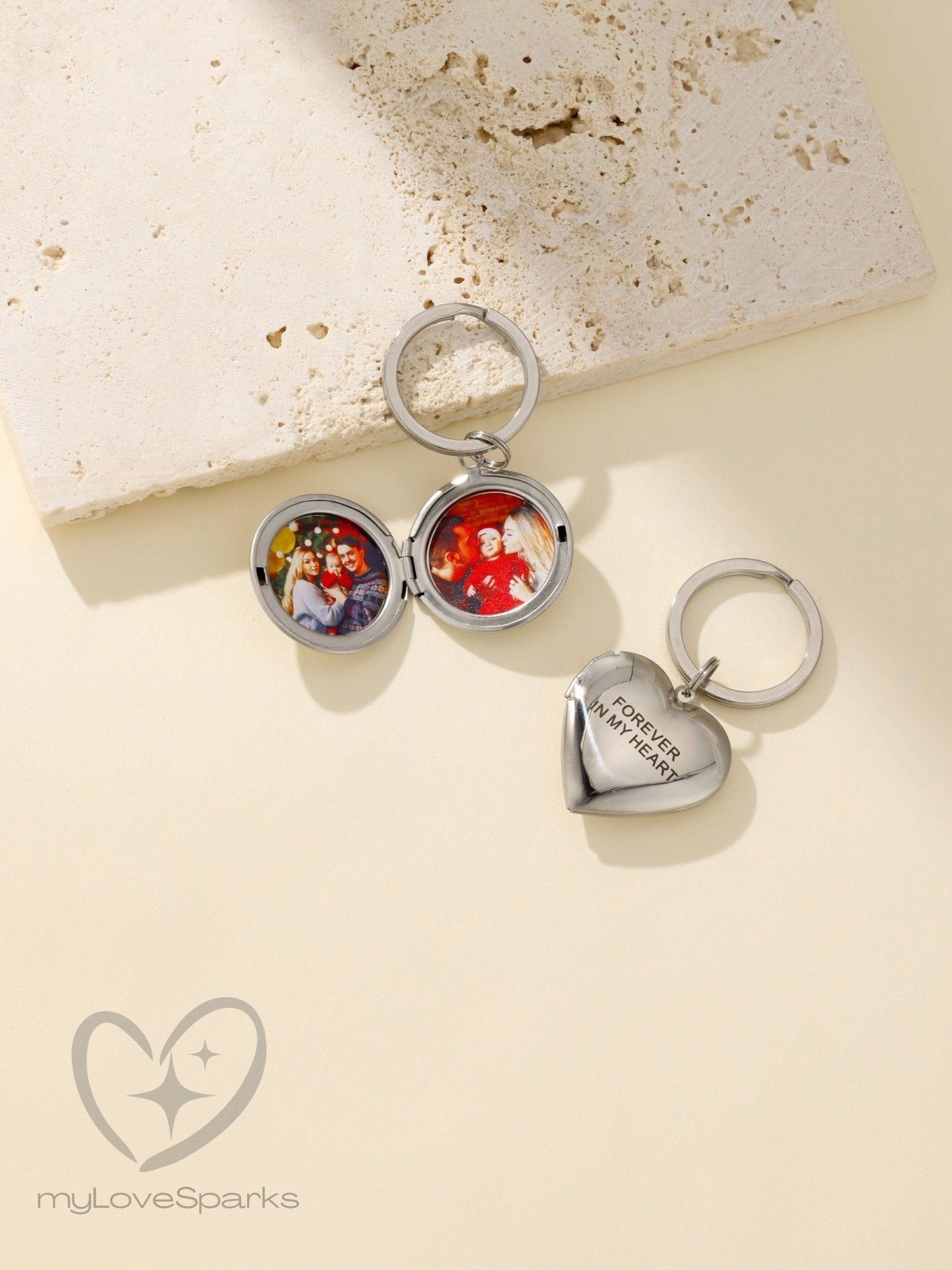 Personalized Engravable Photo Locket Keychain in Heart & Circle Shapes ...