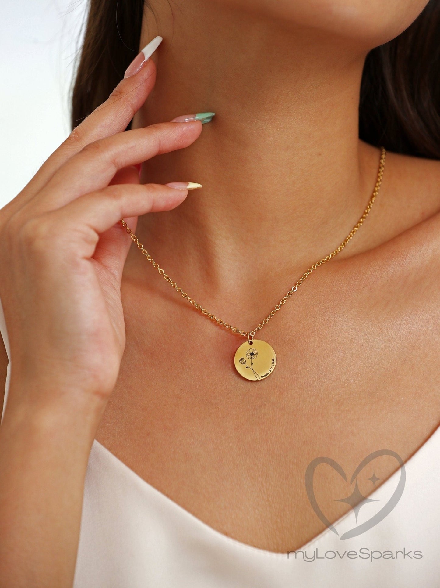 Personalized Birth Flower Disc Necklace - myLoveSparks Jewelry & GiftsFY