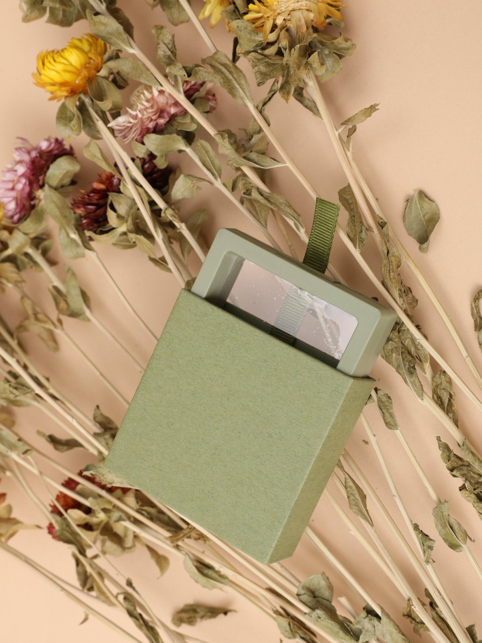 Personalized Birth Flower Necklace For Women - myLoveSparks Jewelry & GiftsFY