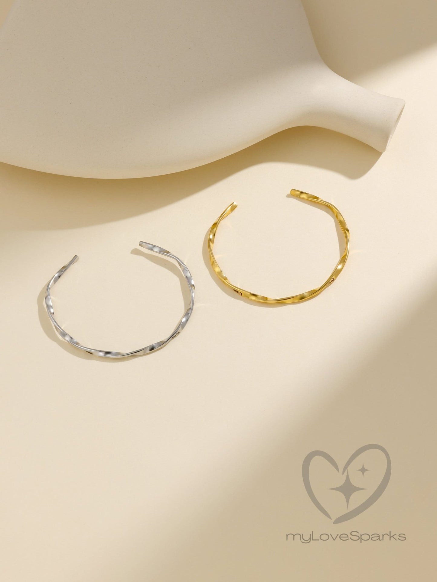 Personalized Engraved Name Twisted Bracelet - myLoveSparks Jewelry & GiftsHN