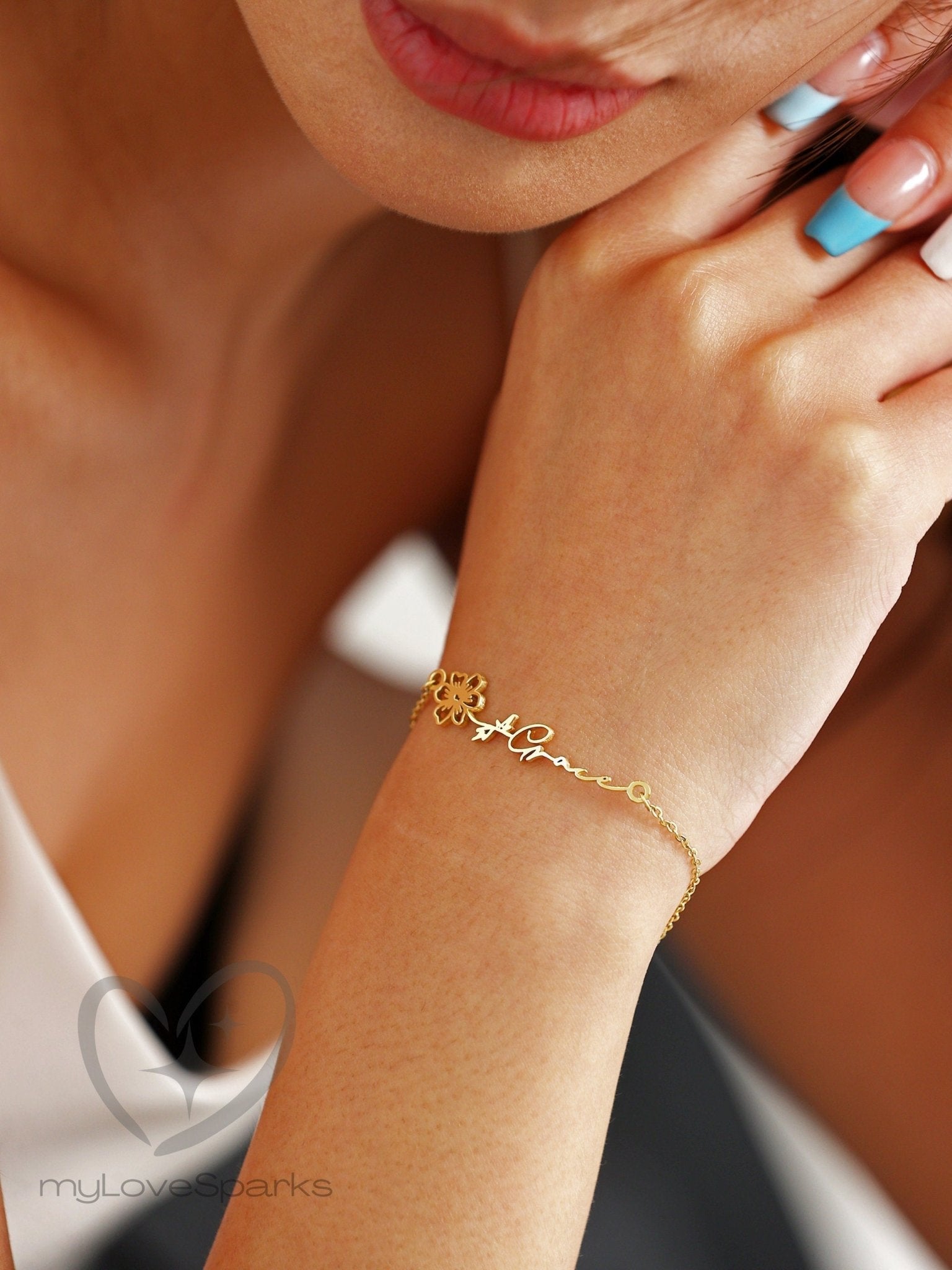 Personalized Name Bracelet with Birth Flower - myLoveSparks Jewelry & GiftsFY