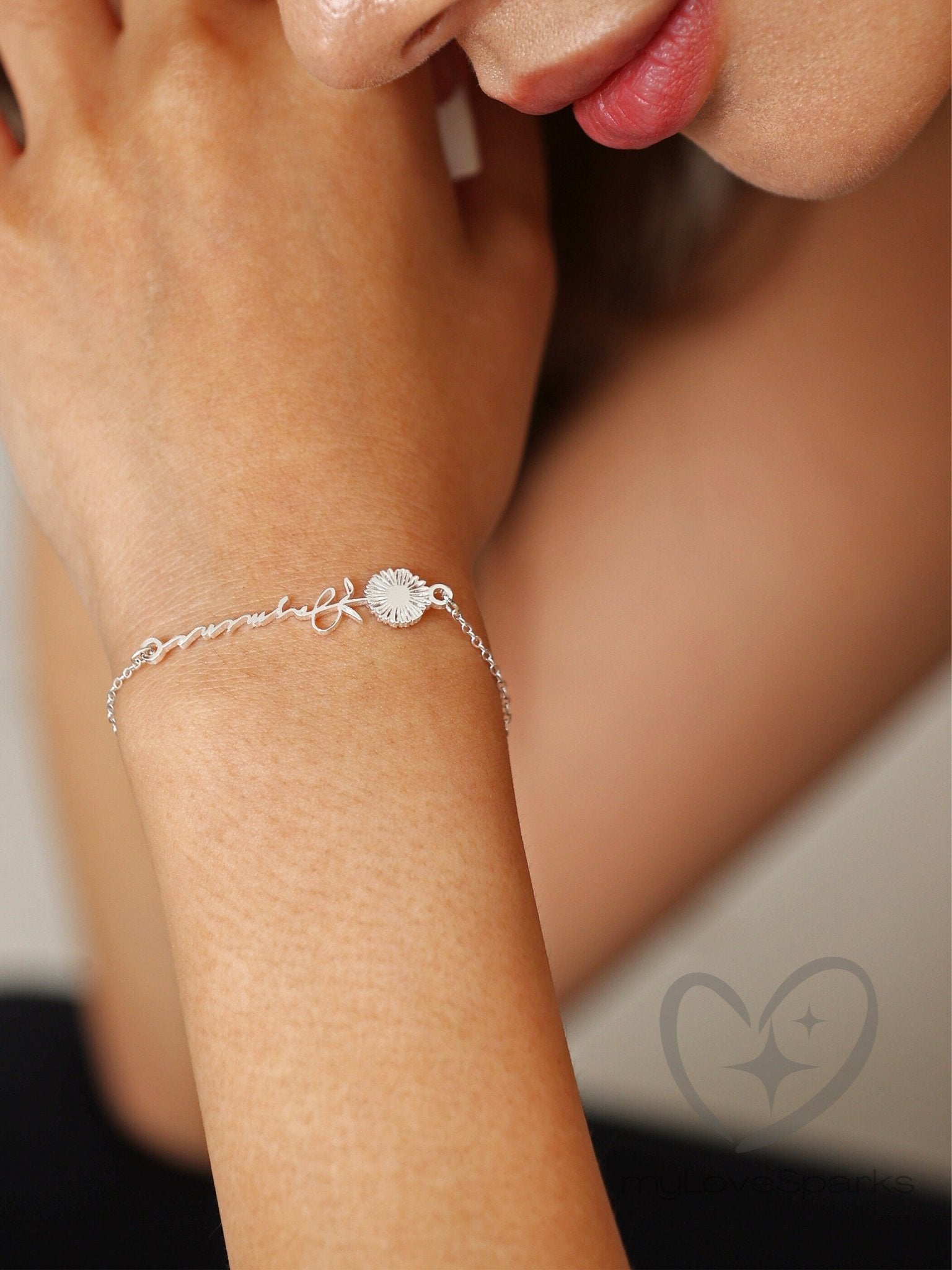 Personalized Name Bracelet with Birth Flower - myLoveSparks Jewelry & GiftsFY
