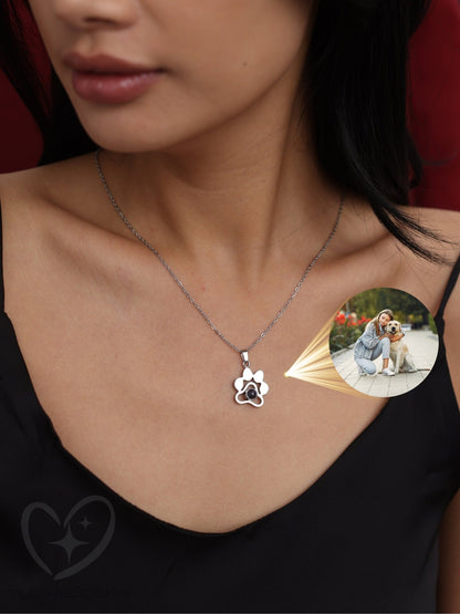 Personalized Paw Necklace with Photo Projection - myLoveSparks Jewelry & GiftsCL