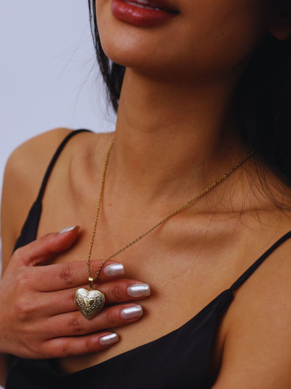 Personalized Photo Heart Shape Locket Necklace - myLoveSparks Jewelry & GiftsHN