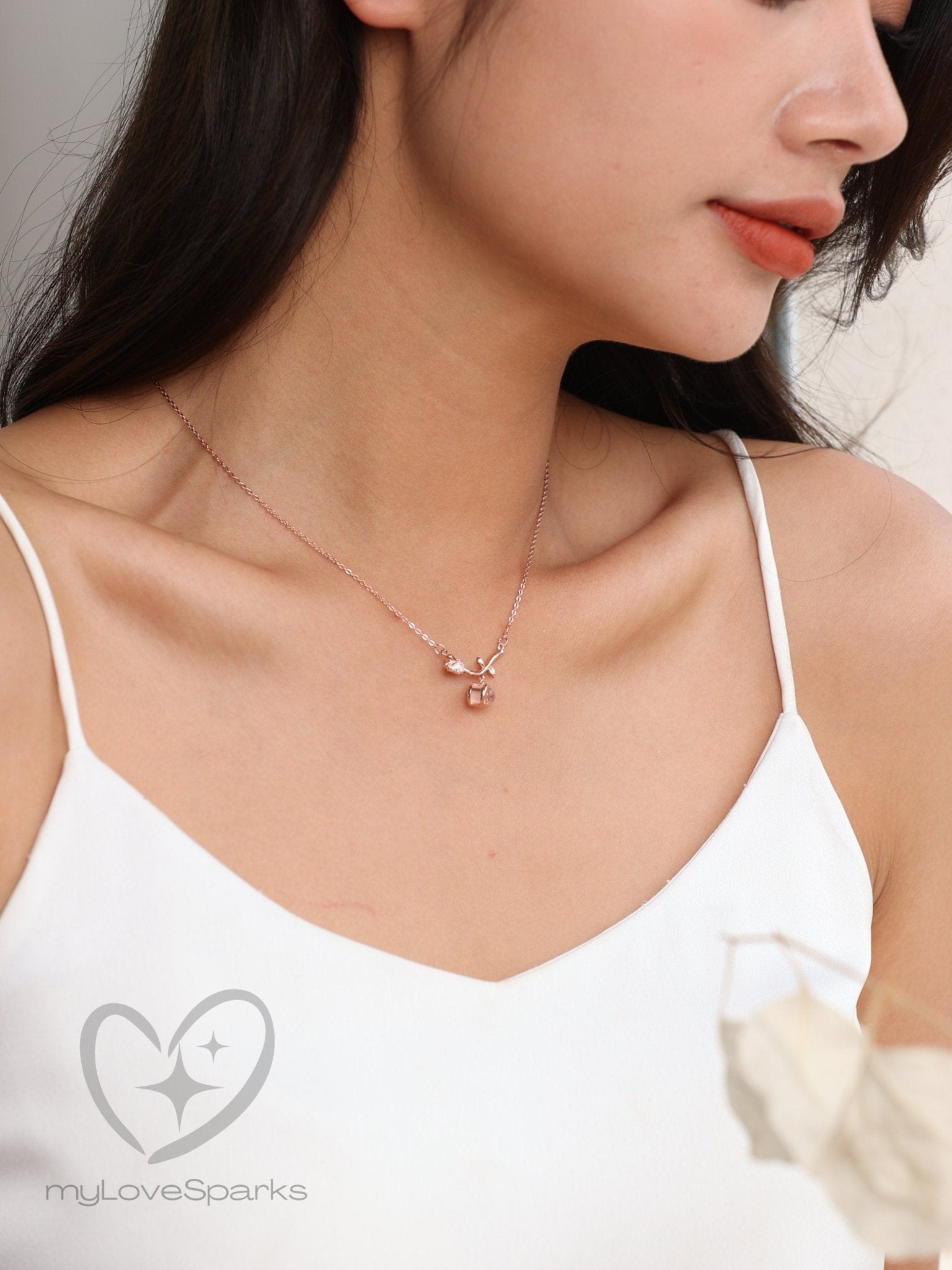 Personalized Photo Projection Tulip Flower Pendant Necklace - myLoveSparks Jewelry & GiftsSW