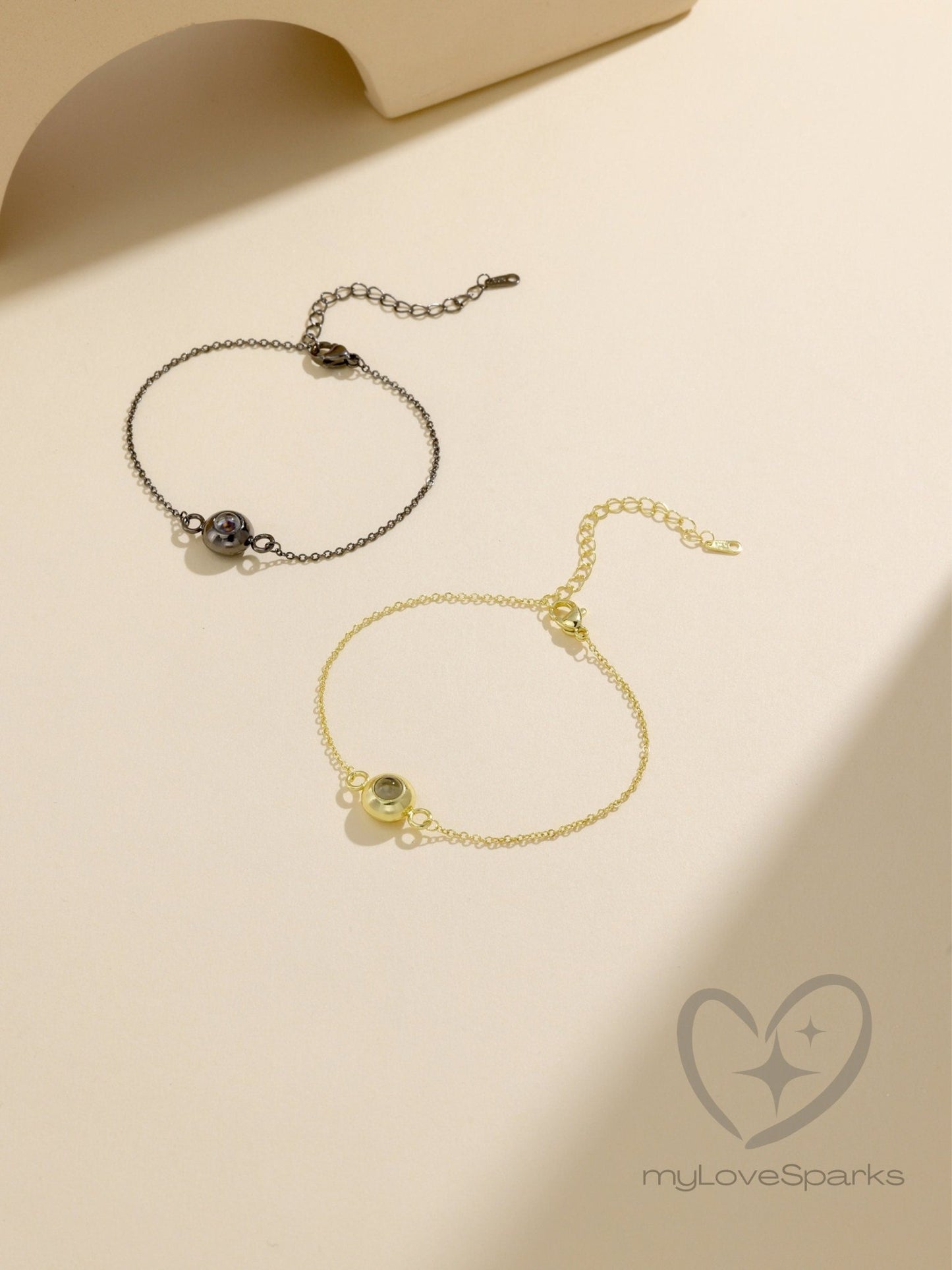Personalized Projection Photo Bracelet Minimalist Circle - myLoveSparks Jewelry & GiftsSW
