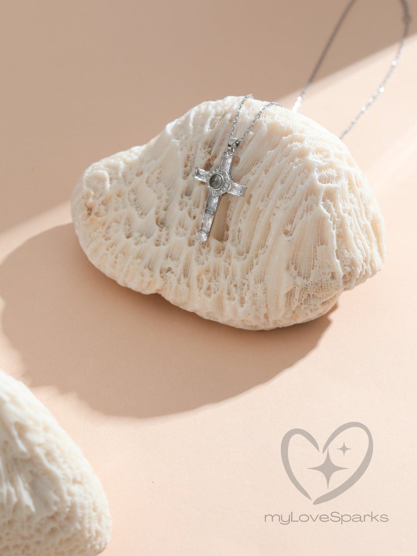 Personalized Projection Photo Cross Necklace - myLoveSparks Jewelry & GiftsHJ