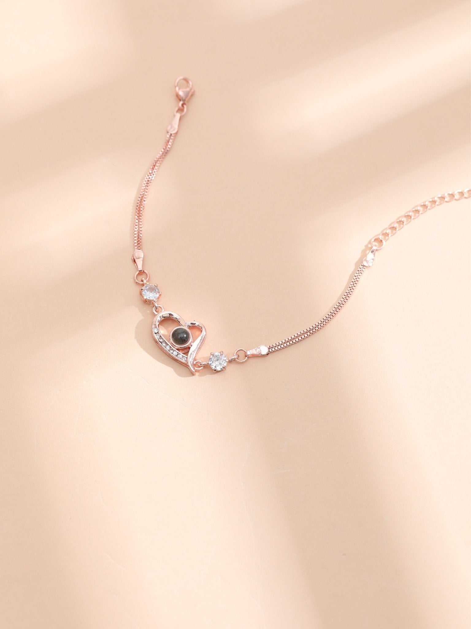 Personalized Projection Photo Heart Bracelet with Embedded Zircons - myLoveSparks Jewelry & GiftsHJ