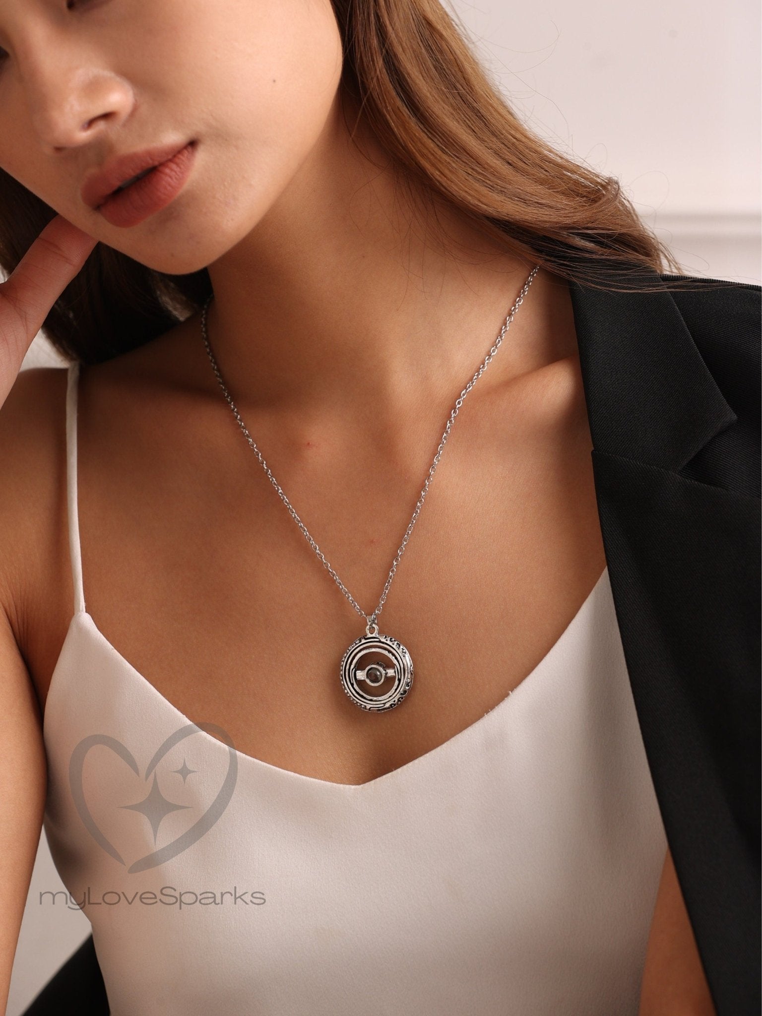 Personalized Projection Photo Necklace with Compass Pendant - myLoveSparks Jewelry & GiftsHJ