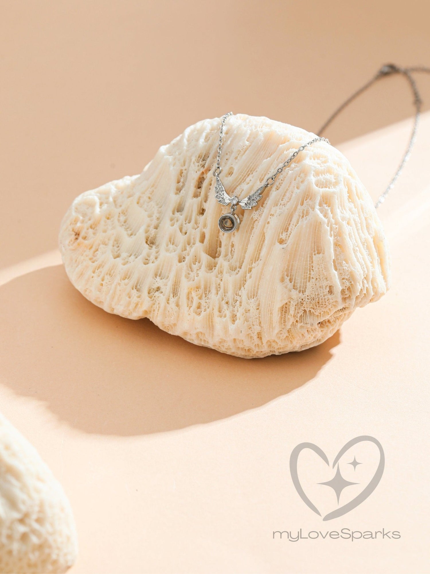 Personalized Projection Picture Wings Necklace - myLoveSparks Jewelry & GiftsHJ
