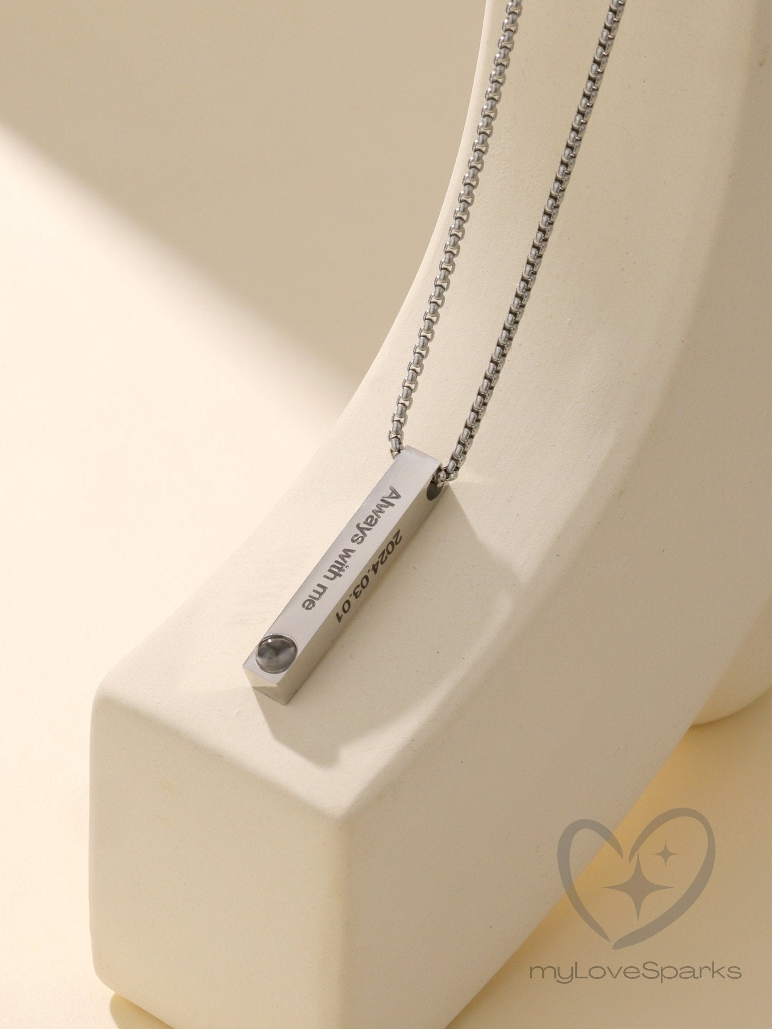 Personalized Quadrilateral Prism Pendant Photo Projection Necklace for Men - myLoveSparks Jewelry & GiftsCL